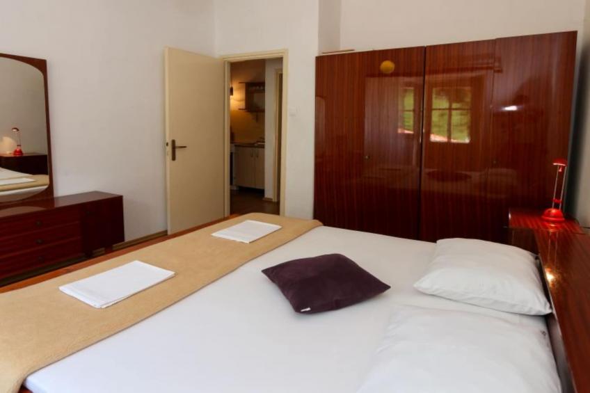 Apartments Trojanović - Three Bedroom Apartment  with Sea View and Balcony - foto 5