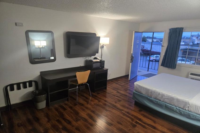 Queen Bed Studio with kitchenette Non-Smoking - foto 8