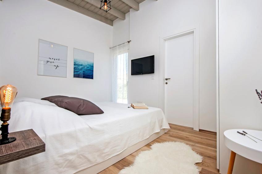 Vollständig freistehende Designervilla mit Infinity-Pool - foto 16