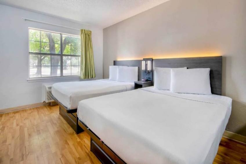 2 QUEEN BEDS  SMOKING - foto 6
