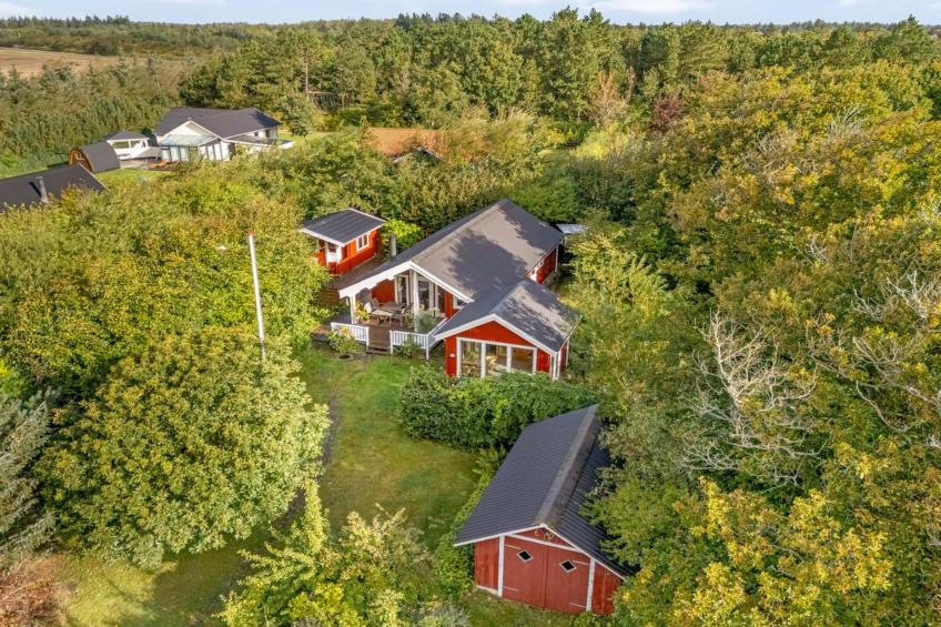 "Elea" - 450m to the fjord