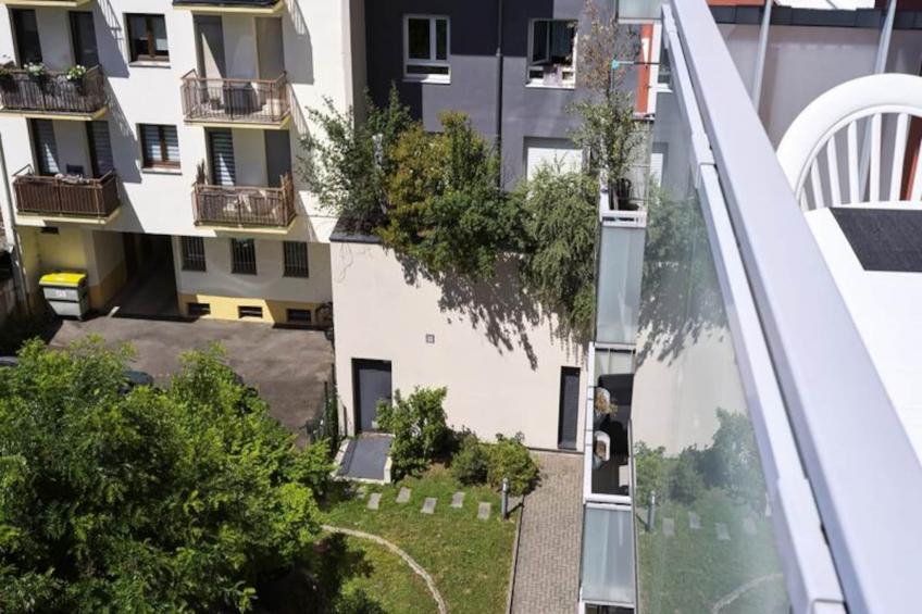 Dans Les étoiles - 2 Chambres Proche Centre Ville Avec Parking Inclus - foto 24