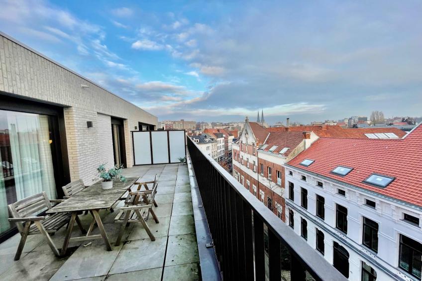Modern 2BR Penthouse Near Diamond District by OneLuxStay - foto 56