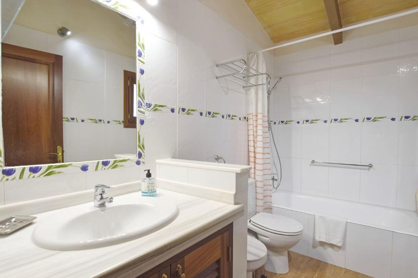 Finca mit großem eingezäunten Pool und Klimaanlage. - foto 34