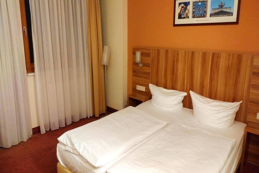 Braunschweig Hotel by Belvilla  Standard Twin Room - foto 13