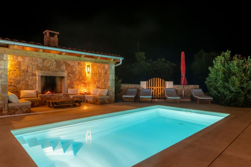 Detailgestaltete Villa mit Pool, Sauna und Hot Tub - foto 36