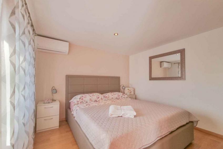 Holiday apartment with air conditioning, internet and terrace with barbecue - BF-HN39 - foto 36