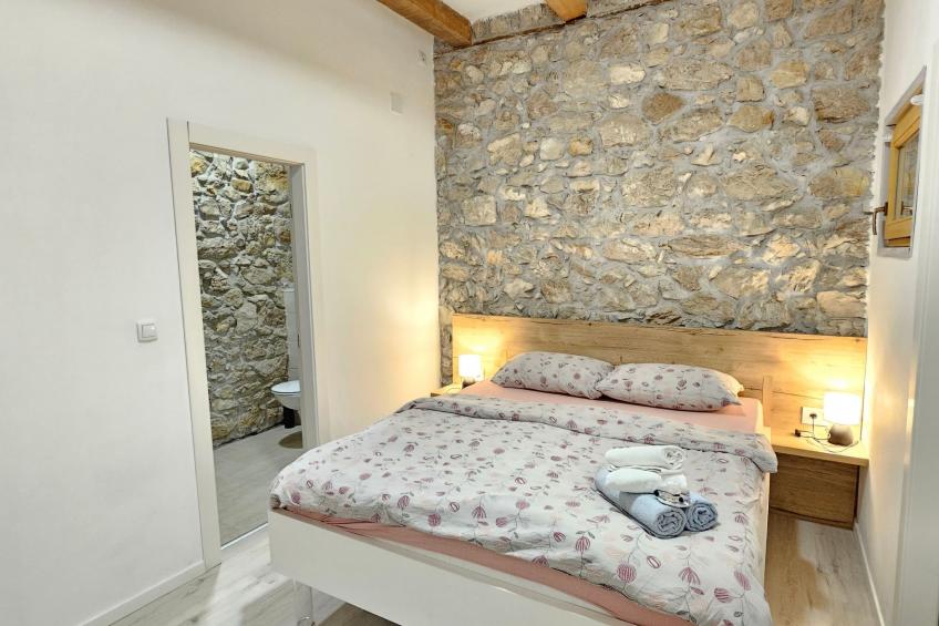 Steinhaus mit privatem Außenpool - foto 31