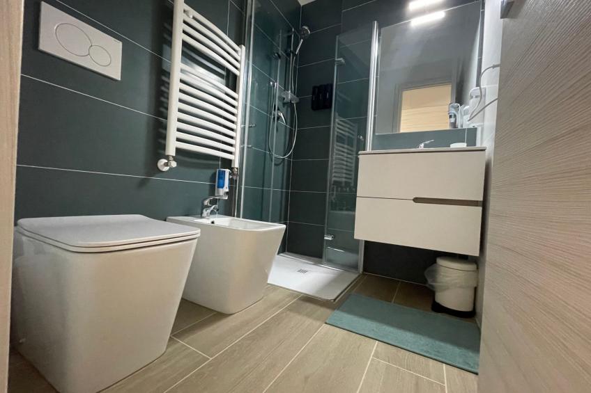 Flacher Strand und Zentrum, Privatparkplatz - foto 7