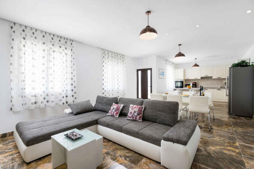 Holiday home with pool, with sea view - BF-GWZNZ - foto 28