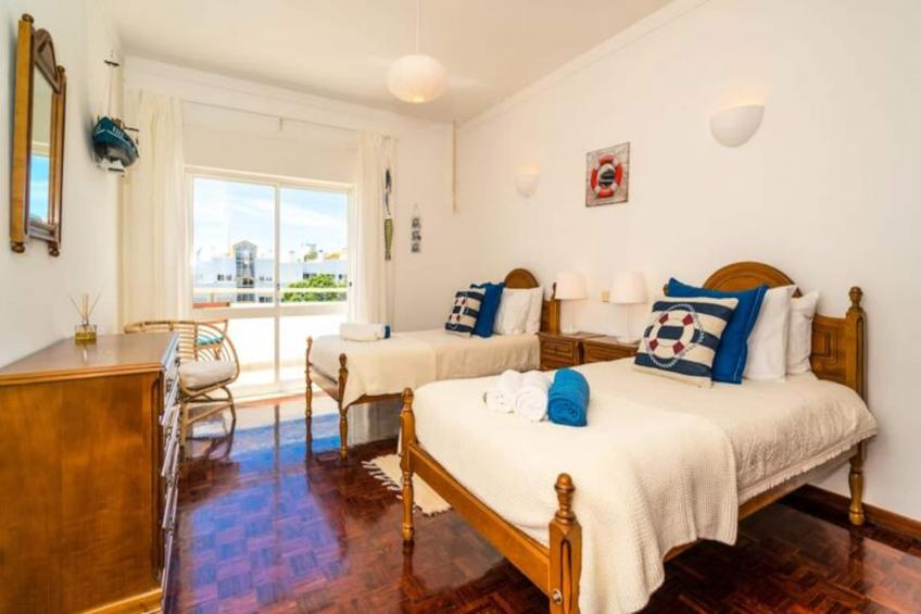 Sunny Seaside Escape - foto 14