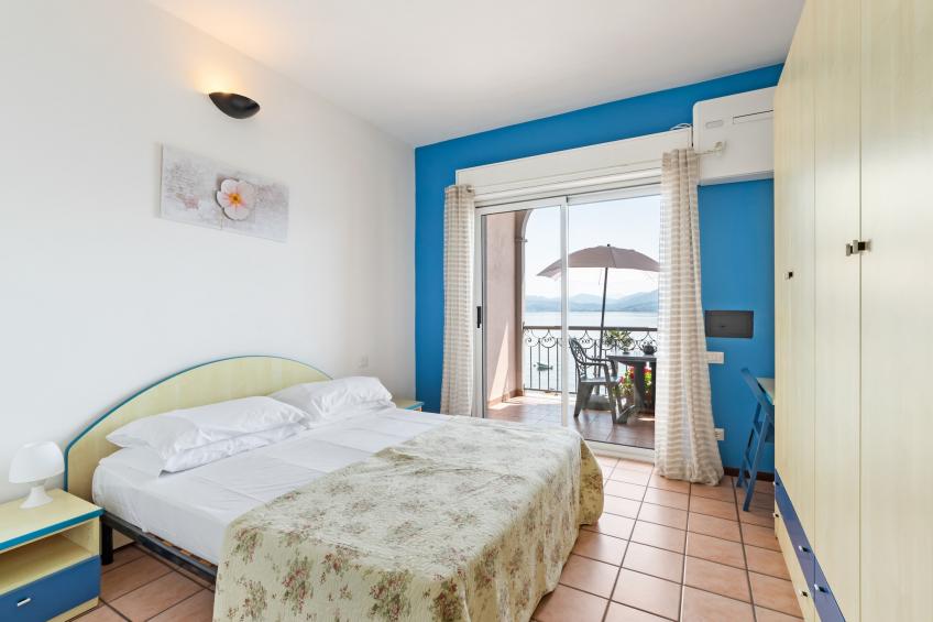 LAGO MAGGIORE - APPARTAMENTO Balcony & Patio VISTA FRONTE LAGO IDEALE PER FAMIGLIE - foto 8