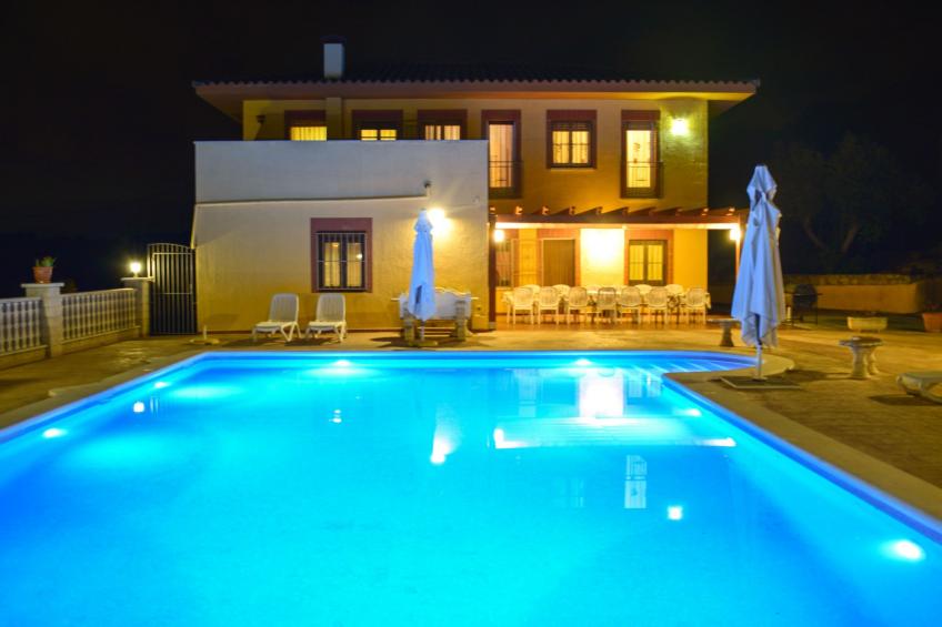 Großes Haus mit Schwimmbad und Barbecue - foto 42