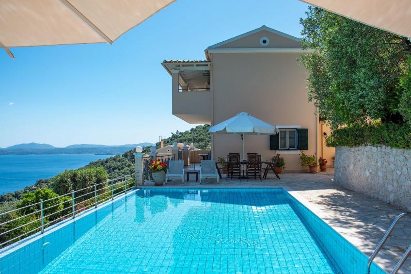 Villa Anthula mit Pool und herrlichem Meerblick