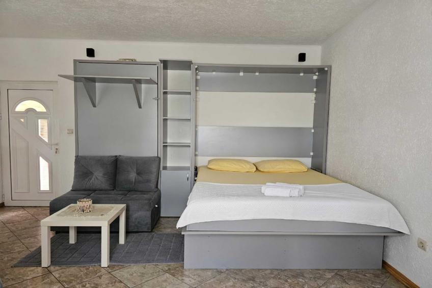 Chic & Sleek Apartments in Kotor -  Studio with Balcony - Attic - foto 2