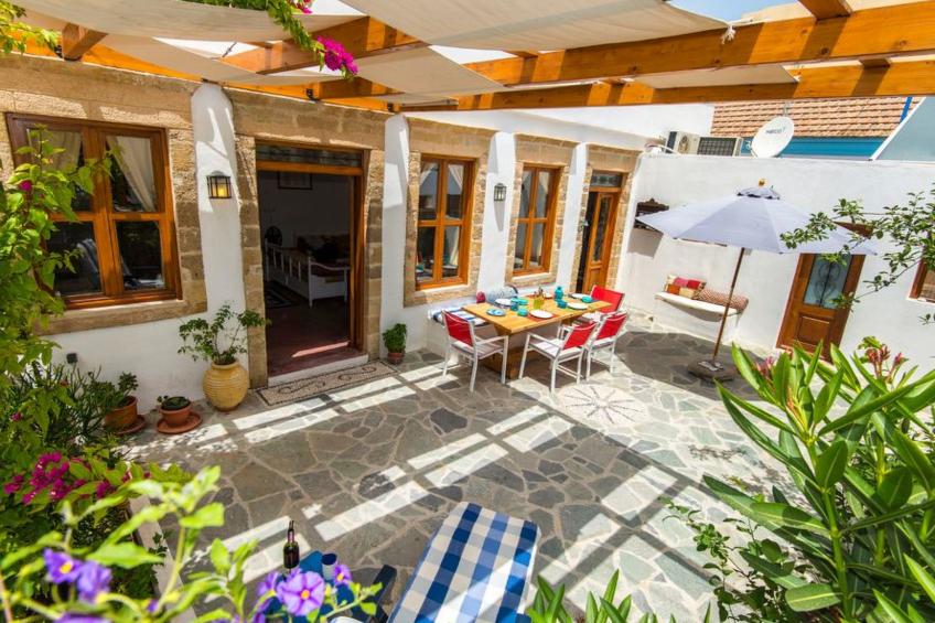 mit Barbecue in Ialyssos