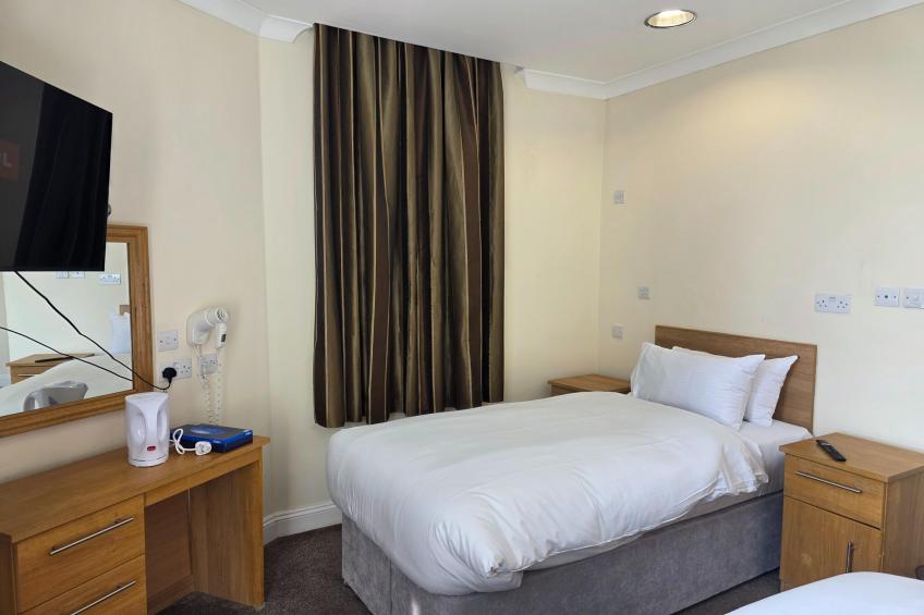 Russel Triple Room - foto 4