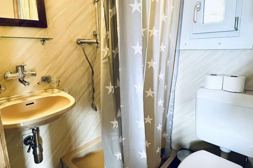 Chalet Wiesehöckli (CharmingStay). 3 Zimmerwohnung Bad/Dusche/Balkon/Aussen-Whi - foto 6