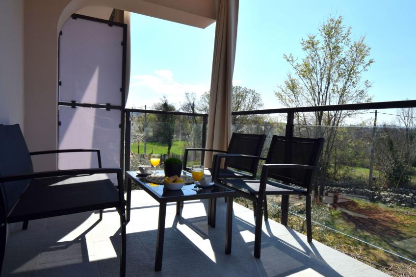 Aki Antonio - foto 10