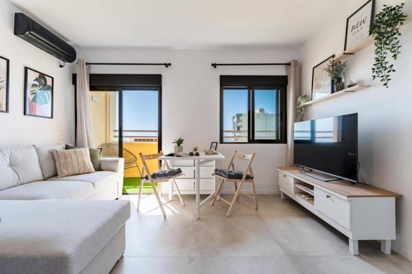 Apartamento con vistas al mar - foto 2