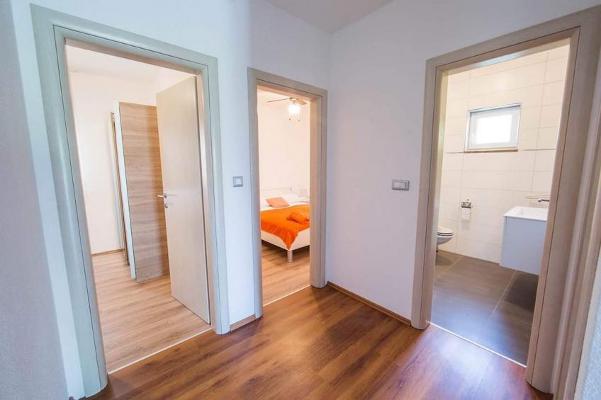 Holiday Home J&D No.2-Nine Bedroom House with Pool - foto 20