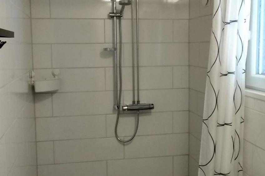 Gepflegtes Ferienhaus mit eigenem Saunahaus - foto 18