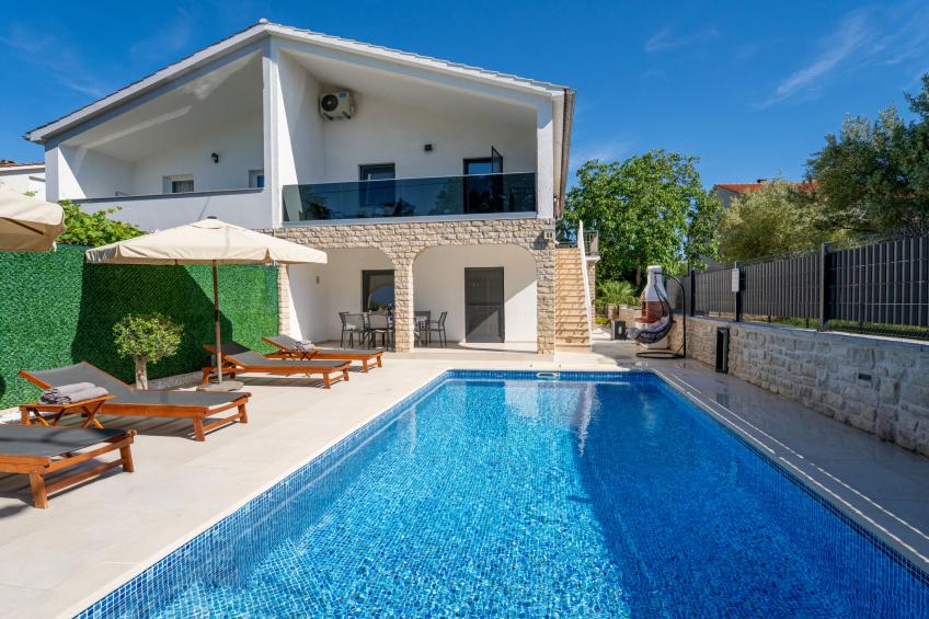 Haus Domagoj (MLK320)