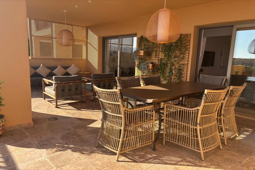 3-Bedroom Apartment with Sea & Mountain Views - foto 24