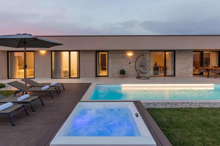 Villa met airconditioning en zwembad - BF-P6622 - foto 17