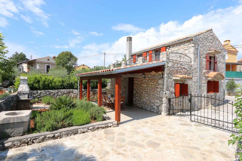 maison de vacances maison en pierre dans un style méditerranéen - BF-M3GP