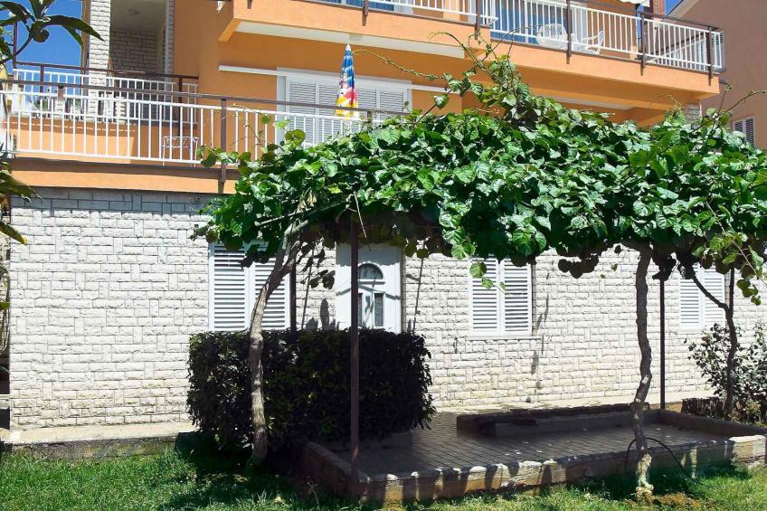Vakantiewoning met een groot terras en zeezicht - VW-8XNR - foto 3