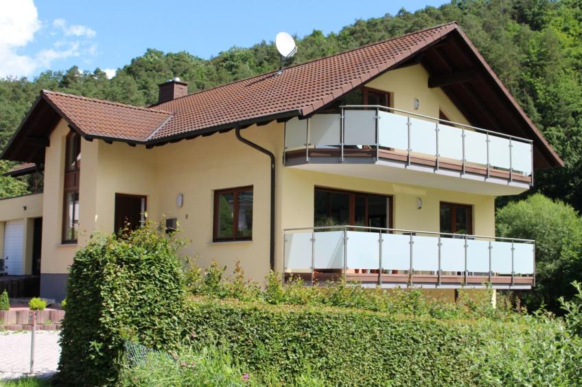 Nettes Ferienhaus in Hemfurth-Edersee mit Großer Terrasse - foto 34