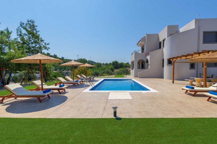 Sun's Reach Villa mit Schwimmbad - foto 16