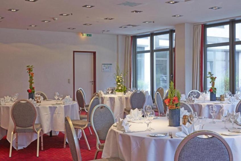 Sunday Hotel Bad Soden Deluxe Room - foto 19