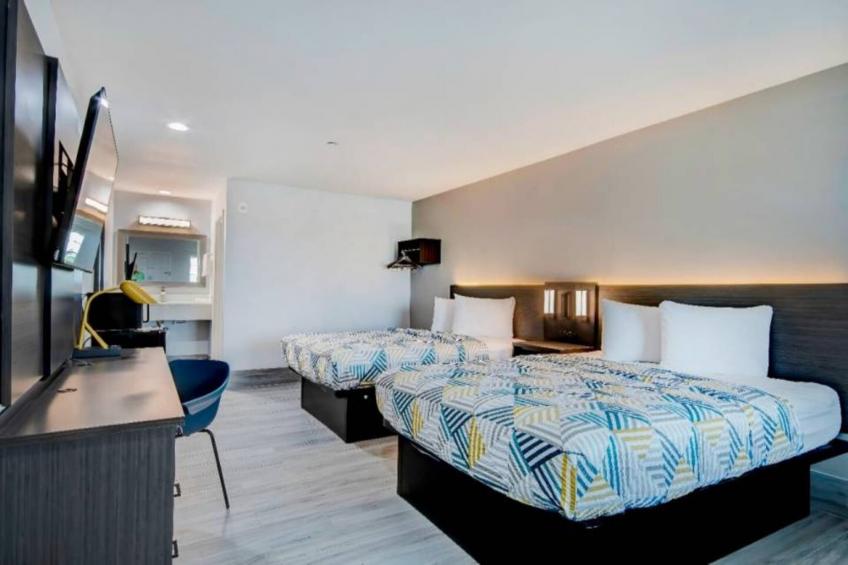 2 Queen Beds  Non-Smoking - foto 6