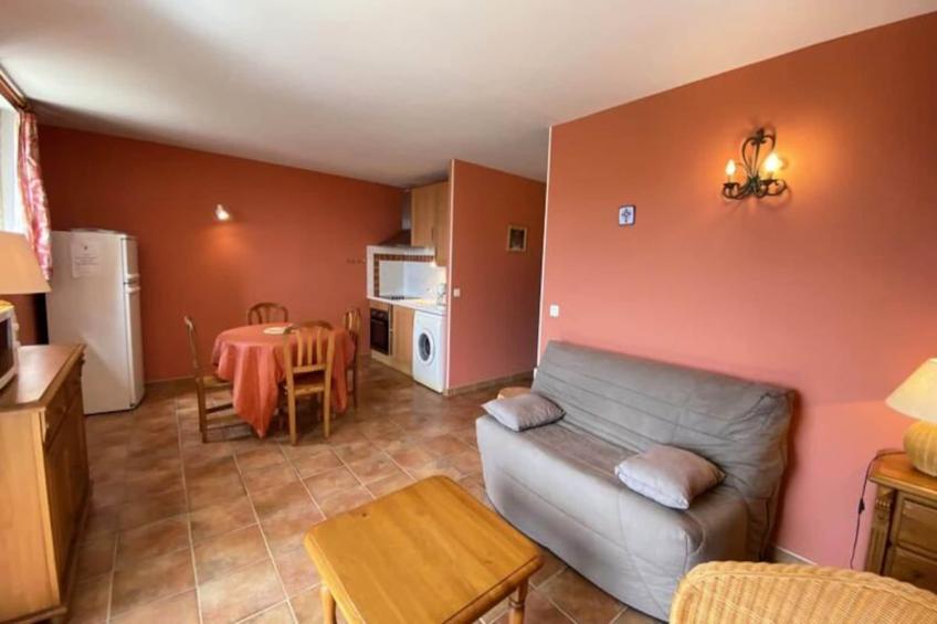 04b4 : Beau Studio Dans Un Mas Provençal - Piscine - foto 4