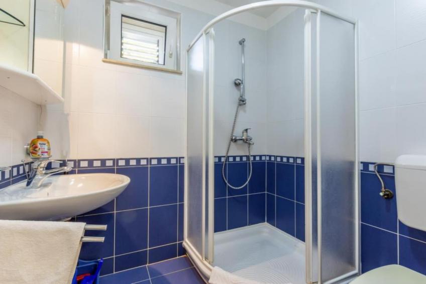 Apartments Radevenjić - Classic One Bedroom Apartment with Sea View and Terrace - foto 5