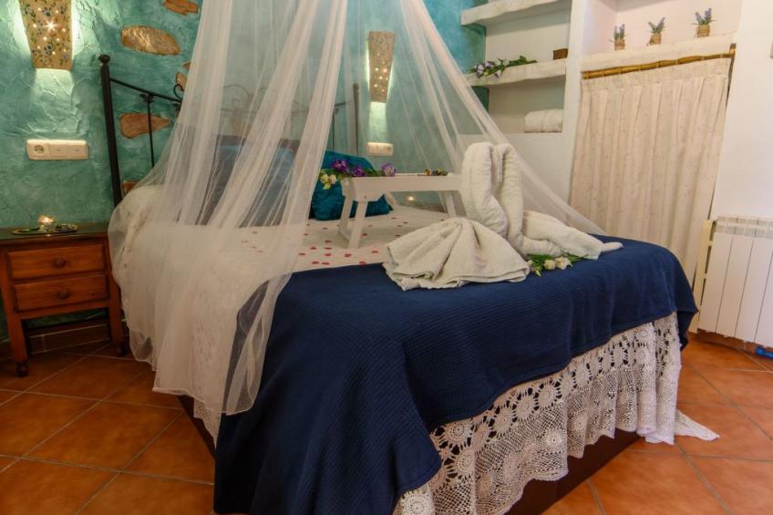 Das Upside Down House mit Whirlpool-Badewanne - foto 9