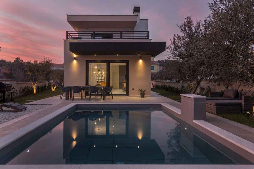 Holiday home with pool and sun loungers - BF-WDX3F - foto 16