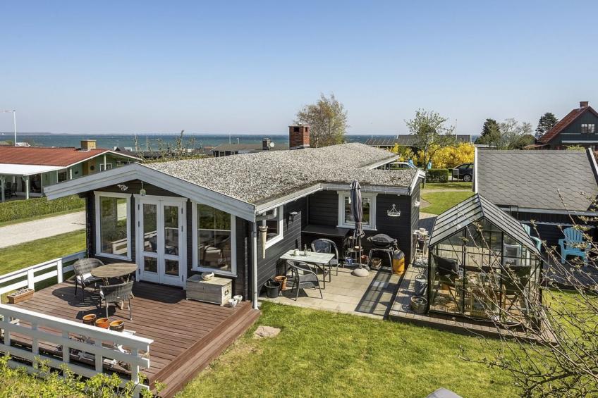 "Ylvie" - 150m from the sea in Funen