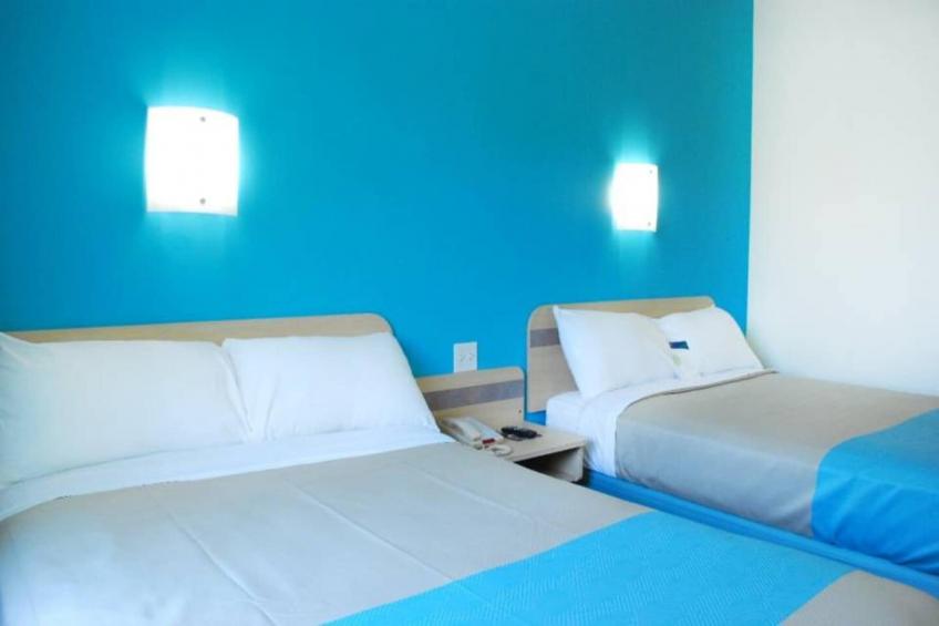 2 Full Beds  Non-Smoking - foto 9