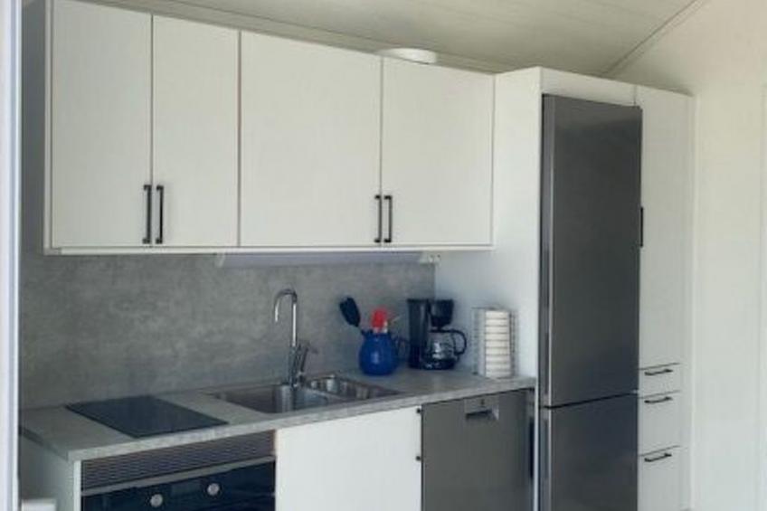 Ein  kleines Holzhaus - foto 9