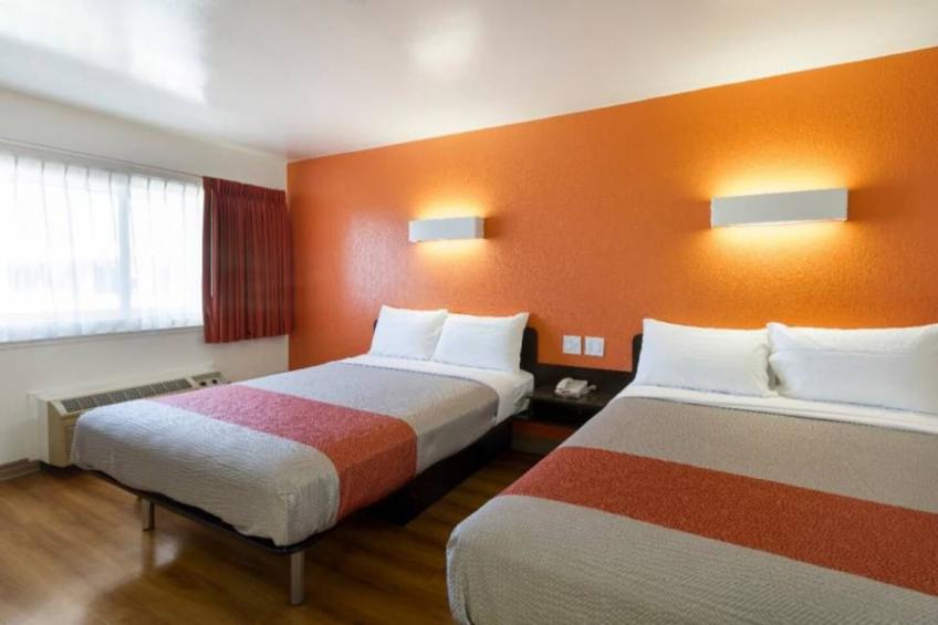 2 Queen Beds  Non-Smoking - foto 9