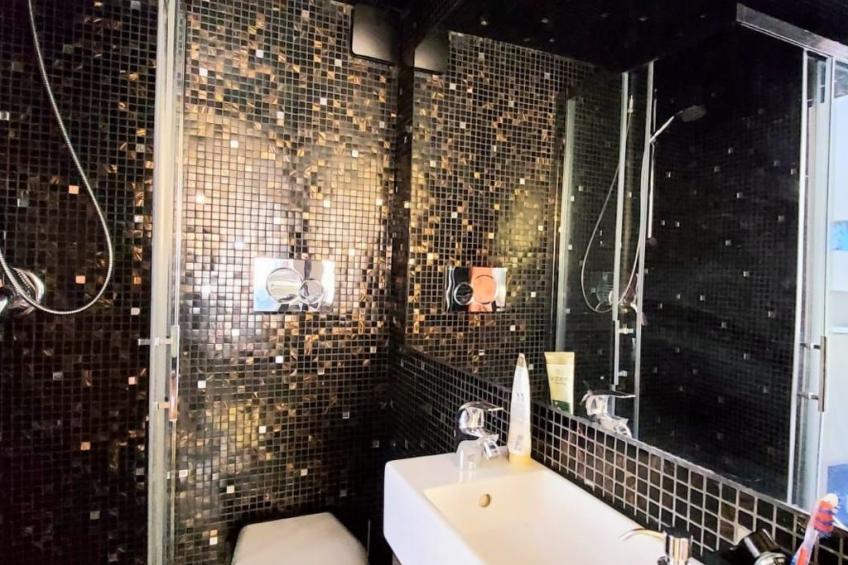 Sehr moderne Wohnung mit schönem Garten - foto 16