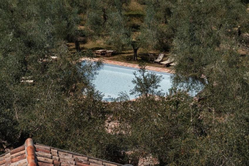 In einem Bauernhaus in den Hügeln, mit Garten und Pool - foto 30