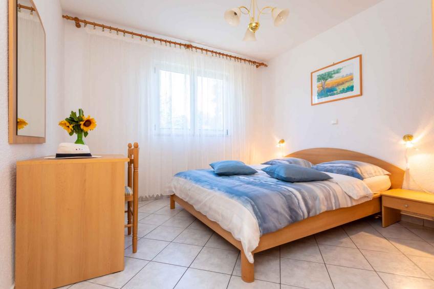 Holiday apartment for 4 people with air conditioning, wifi, near the center - BF-B4RZK - foto 10