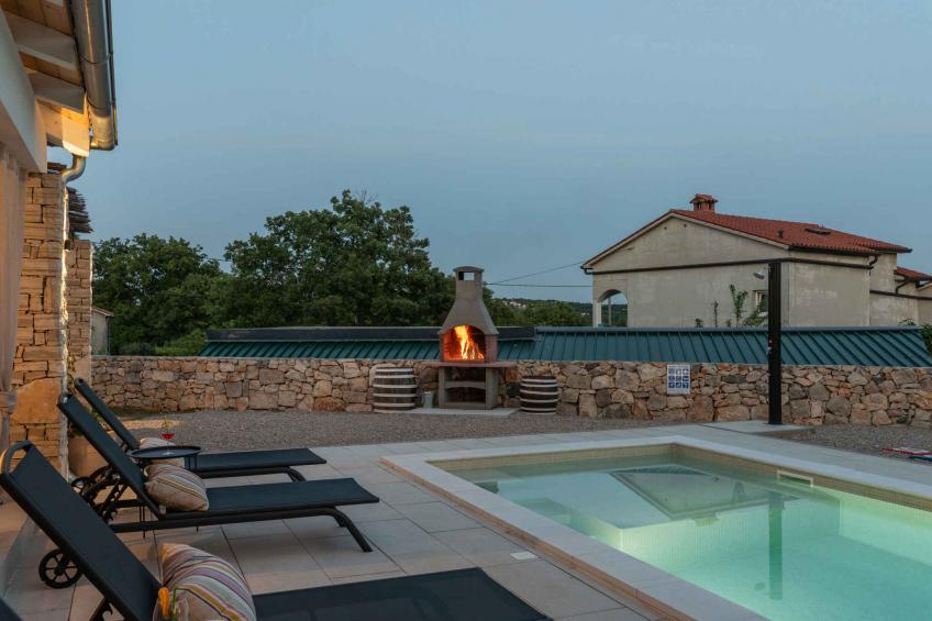 Ferienhaus mit Klimaanlage und Pool - BF-5N7ND - foto 18