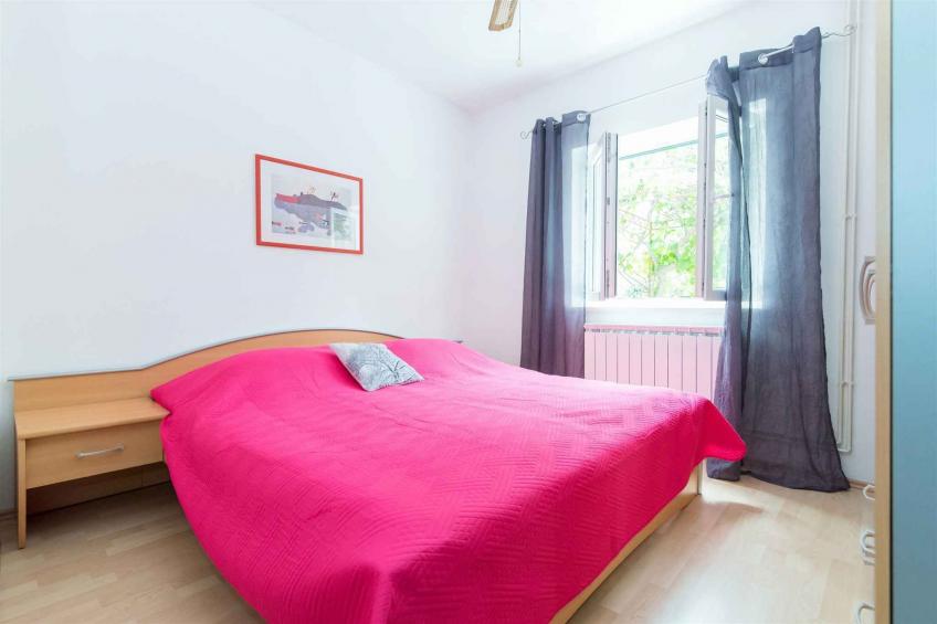 Vakantiewoning met tuin en airco - VW-MBK48 - foto 12
