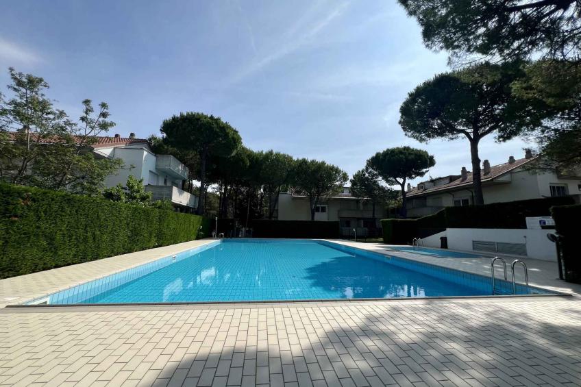 Vakantiewoning met airconditioning, balkon en zwembad - BF-JBMJM - foto 22
