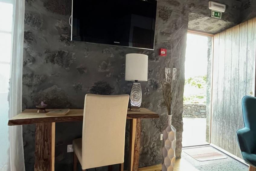 "Vinea Lava" mit Blick auf das Wasser - foto 121